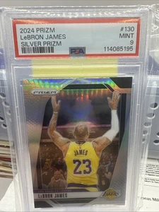 2024-25 Panini Prizm LeBron James Silver Prizm "Chalk Toss" #130 Lakers PSA 9 - Imagen 1 de 1