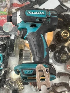 DRIVER DE IMPACTO MAKITA LXT DTD152 18V - ¡SOLO PIEL! - Imagen 1 de 20