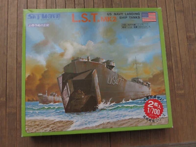 L.S.T. Mk2 US Navy Landing Ship Tanks- Scala 1/700 - Pit Road SkyWave 4 - Immagine 1 di 3