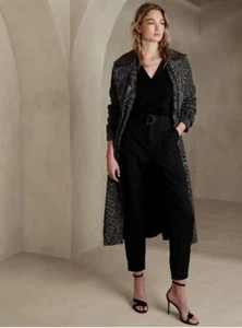 Banana Republic Women's NWT Slim Refined Stretch Cargo Pant 12 Petite Black 7466 - Picture 1 of 6