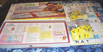 Sesame Street SCRABBLE Crossword Game No. 4331 Age 3 - 5 Yrs Milton Bradley - Image 1 of 4