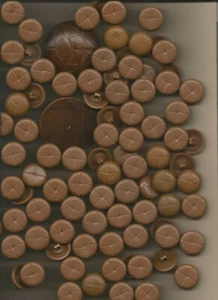 BUTTON LOT C. 90 BUTTONS IN 2 SIZES-PSEUDO LEATHER - Picture 1 of 1