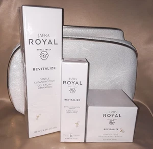 Jafra Royal Revitalize Neu Fullsize Set Reinigungsmilch, Serum, Langlebigkeitscreme  - Bild 1 von 9