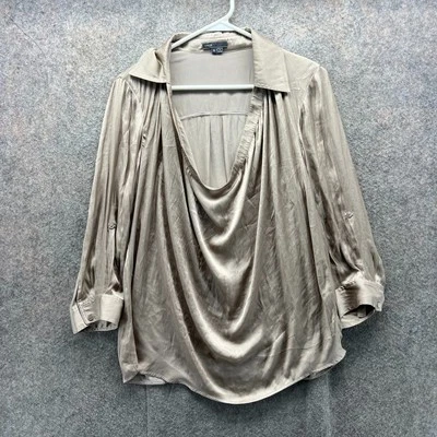 Blusa Vince Feminina 8 Bege Decote Drapeado Cetim Botões Punhos Manga Longa Top - Imagem 1 de 4