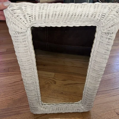 23" X 14" WHITE WICKER COTTAGE DECOR MIRROR - Image 1 of 4