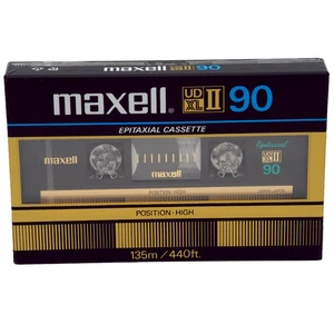 MAXELL UD XL II 90 TYPE 2 II CHROME BLANK AUDIO CASSETTE TAPE (1982 ) NEW SEALED - Picture 1 of 8