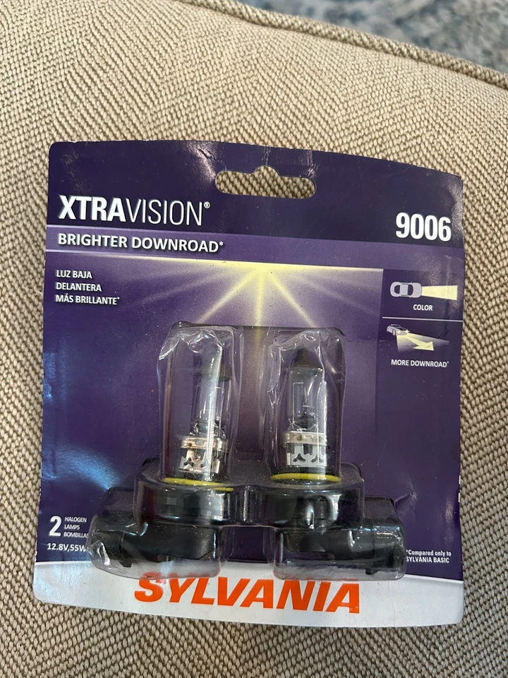 Sylvania 9006XV BP2 XTRAVISION Headlight 2 pack - Image 1 of 1