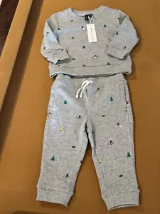 NEW $49 Janie and Jack Boys 12-18 Months Two Piece Outfit With Skiers ⛷️ Print - Picture 1 of 7