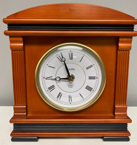 #33 Bulova Quartz Chime Rosewood & Black Trim Clock - not working Cover