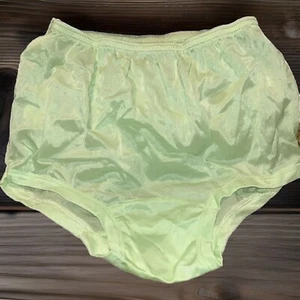 VINTAGE LINGERIE GRAGERO FULL CUT PANTIES SIZE Large COLOR Green - Picture 1 of 13