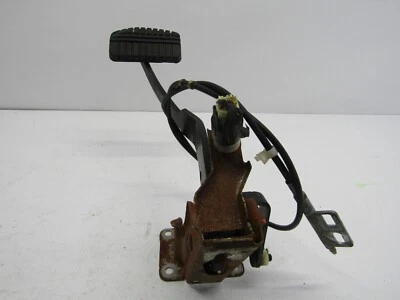 Кабель переключателя кронштейна ножного крепления педали тормоза Eclipse 2003 Mitsubishi 2,4 л изготовитель оборудования - Изображение 1 из 4