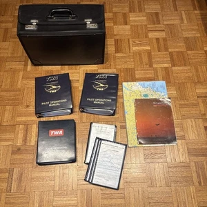 Manuales de Operaciones/Política/Aerolíticas/Aerolíneas de Colección TWA + Gráficos y Maletín - Imagen 1 de 23