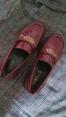 Mocasines Guess Borgoña Mujer Talla 9 Foto 1 de 4