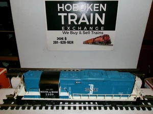 HTE LIONEL POSTWAR #2359 BOSTON & MAINE EMD GP9 SWITCHER - Picture 1 of 12