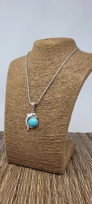 Collar Delfín Tono Plata Colgante Turquesa Howlita Cuentas Ajustable 17-19" Foto 1 de 4