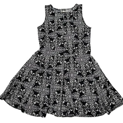 Vestido Haani Negro Blanco Floral Sin Mangas Talla 3X Foto 1 de 4