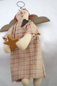 Muñeca ángel arte popular hecha a mano vintage de 7" decoración rústica estrella de tela primitiva - Imagen 1 de 5