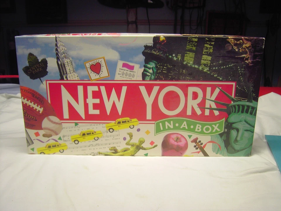 NEW YORK In A BOX  Board Game Complete - Image 1 of 1