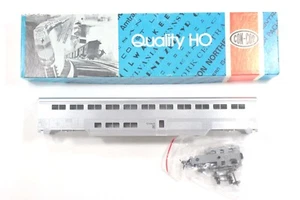 HO Con-Cor Undecorated Superliner Coach Passenger Car New Kit - Picture 1 of 10