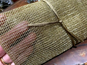 Red rara vintage años 40 8" ancho oro metálico 1yd hecha en Francia - Imagen 1 de 6