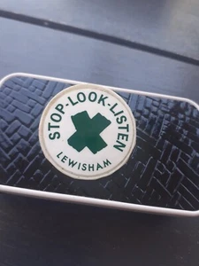 Insignia vintage de código cruzado verde Lewisham - Imagen 1 de 3