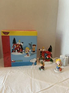 Department 56 Peanuts "A very Snoopy Christmas" Lighted Ceramic Set of Three - Picture 1 of 12