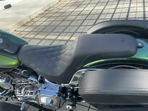 Saddlemen Profiler Lattice Low Gel Seat 2006-17 Harley Softail Heritage Classic - Picture 1 of 7