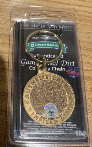 Philadelphia Phillies Citizens Bank Park Authenticated Infield Dirt Key Ring MLB Cover