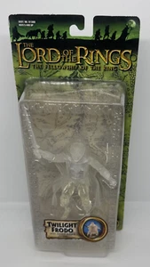 Lord of the Rings -TWILIGHT FRODO- Fellowship of the Rings action figure Toy Biz - Picture 1 of 5