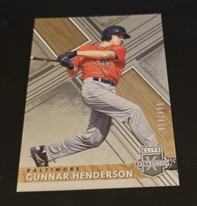 2019 Elite Extra Edition Gunnar Henderson Prospect ROOKIE #913/999 Orioles - Picture 1 of 2