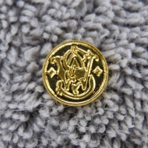 ONE Smith & Wesson OLD STOCK Grip Gold S&W Replacement Emblem Medallion 1911 K L - Picture 1 of 8