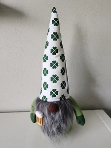 Gnomo del día de San Patricio 20" de alto - Imagen 1 de 6