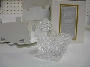 AVON "PRECIOUS BABY TREASURES" CRYSTAL CARRIAGE! NIB! L@@K! 1 LEFT! - Picture 1 of 5