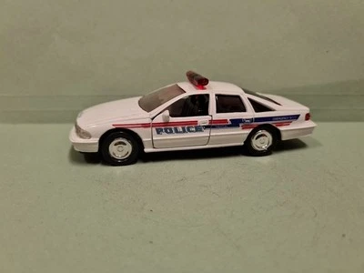 ROAD CHAMPS CHEVROLET CAPRICE TRENTON POLICE SCALA 1/43  - Immagine 1 di 4