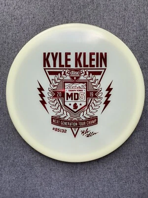 New Discmania Glow C-Line MD5  Kyle Klein Triumph 2019 White/Red Stamp NEW 175g - Image 1 of 2