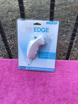 Nintendo Wii The Edge Nunchuck Wired White Controller By Datel - Image 1 of 3