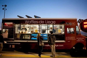 LIFETIME Warranty -- Food Truck LED lighting kit - light your canopy or counter - Picture 1 of 12