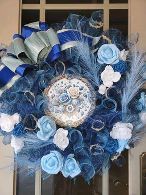 Christmas gift Door/Wall Decoration  Deco Mesh Blue White Roses Handmade - Image 1 of 4