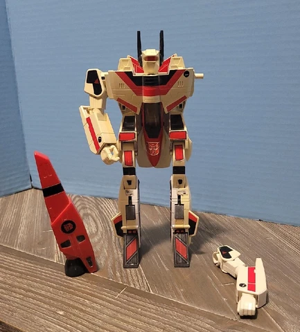 Vintage 1984 Transformers G1 Jetfire Incomplete Cover