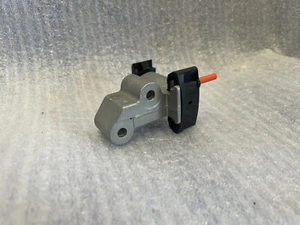 Genuine OEM 7T4Z-6K254-AA Ford Engine Timing Chain Tensioner. C9 - Bild 1 von 3