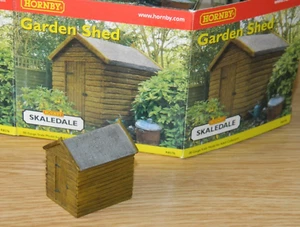 Hornby Skaledale R8576 Wooden Garden shed OO scale model In Original Box - Picture 1 of 9