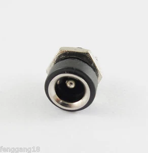 1pc Copper 5.5mm x 2.1mm 3A DC Socket Power Charger Plug Panel Mount + Screw Nut - Picture 1 of 4