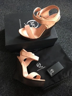 Alexander Mcqueen - Sandalia de cuña de madera rosa flor talla 39 UK 6 Foto 1 de 4