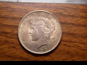 PEACE SILVER DOLLAR 1923 FROSTY TONED BU+++ NICE COIN - Picture 1 of 3
