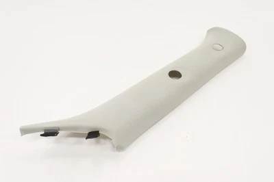 Nissan Armada 2017-2020 parte delantera derecha cubierta de moldura de pilar OEM_G Foto 1 de 4