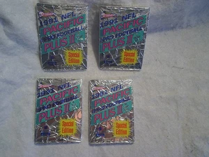 1991 Pacific Plus II Football Cards 4 ungeöffnete Packungen, evtl. Brett Favre Rookie - Bild 1 von 2