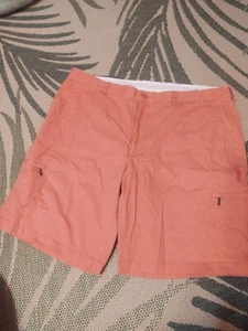Greg Norman shorts size 42 - Picture 1 of 2
