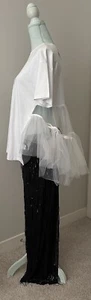 NWT White Oversized Top With Ruffled Tulle Size L - Picture 1 of 9