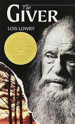 The Giver (Giver Quartet) - Mass Market Paperback By Lowry, Lois - VERY GOOD • 3.86$