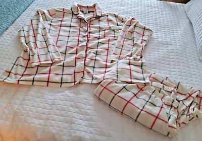 Conjunto de 3 pijamas para mujer camisa con botones pantalones súper suaves marfil a cuadros de colección Sears Foto 1 de 4